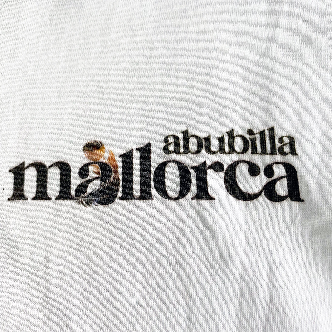 Abubilla - Roll Up Shirt  close up